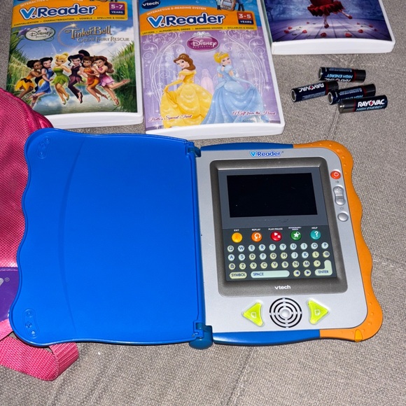 V-Tech Reader bundle - Picture 2 of 13